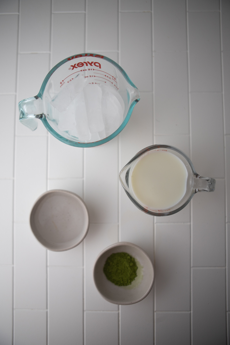 ingredients for the dunkin donuts matcha latte