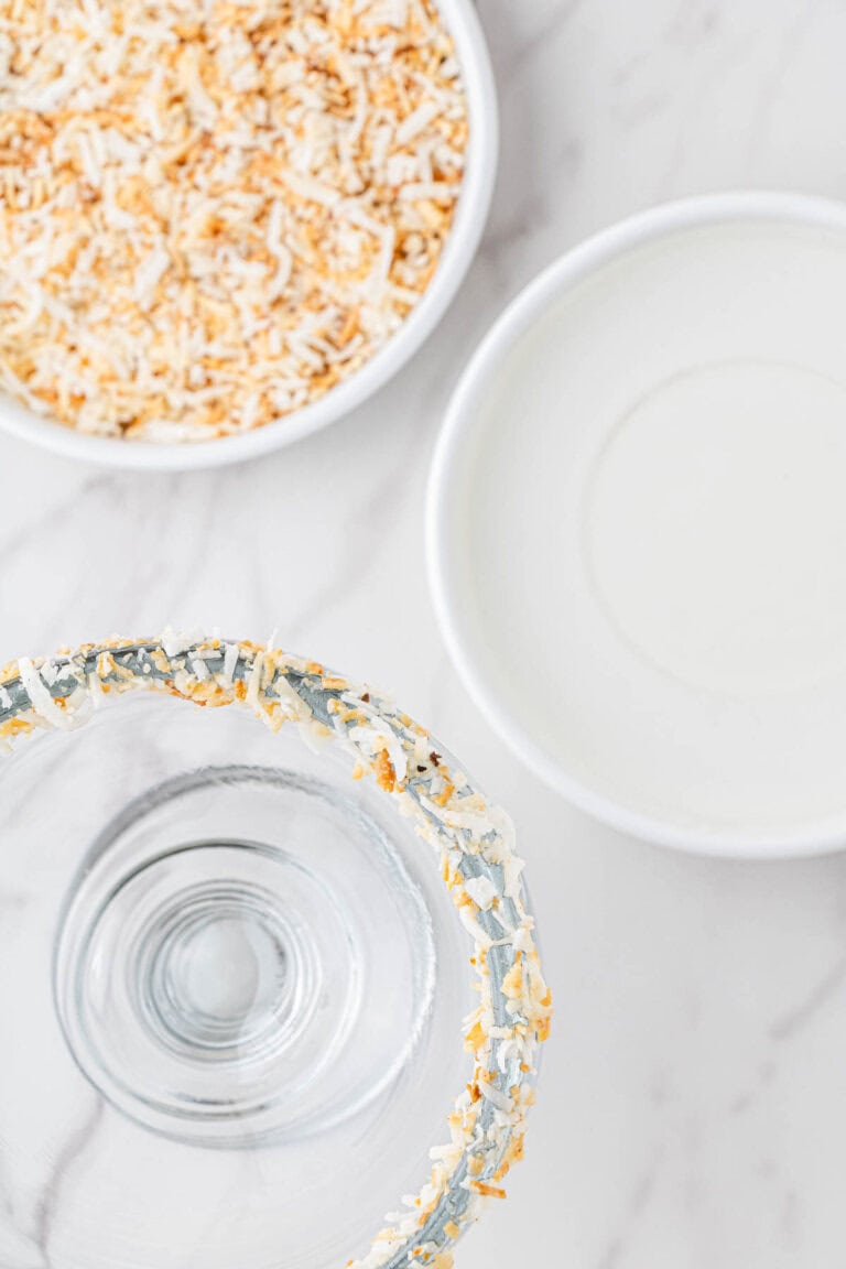 Cheddar’s Painkiller Drink Recipe (Copycat Cocktail) - Simple Copycat ...