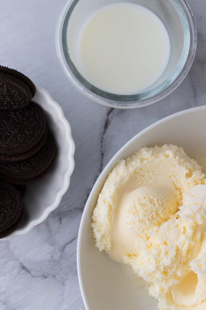 The Best ChickFilA Cookies and Cream Milkshake Simple Copycat Recipes