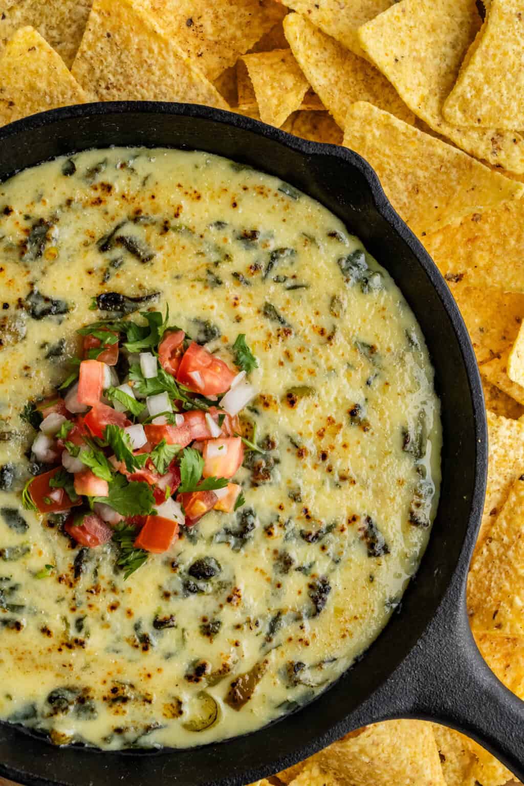 The Best Copycat Chili's Spinach Queso Recipe Simple Copycat Recipes