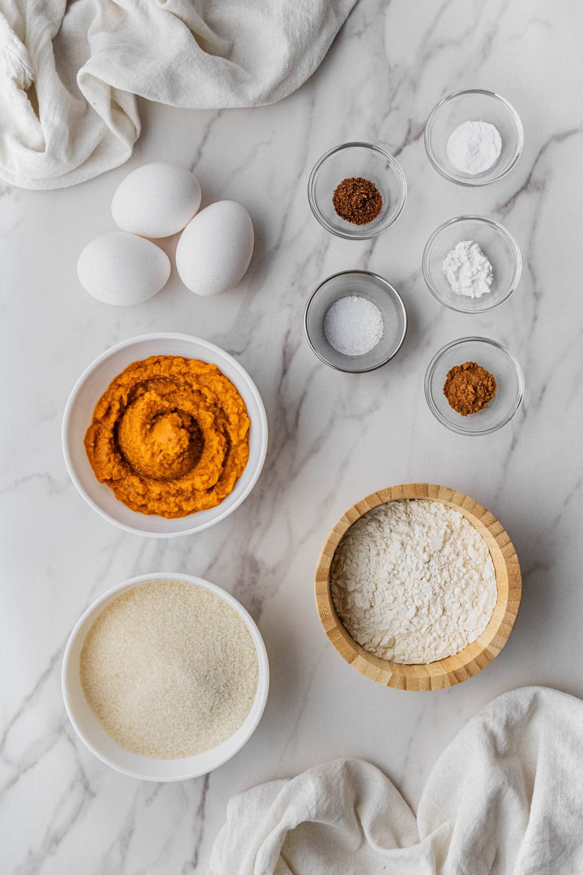 The Best Libby's Pumpkin Roll Recipe - Simple Copycat Recipes