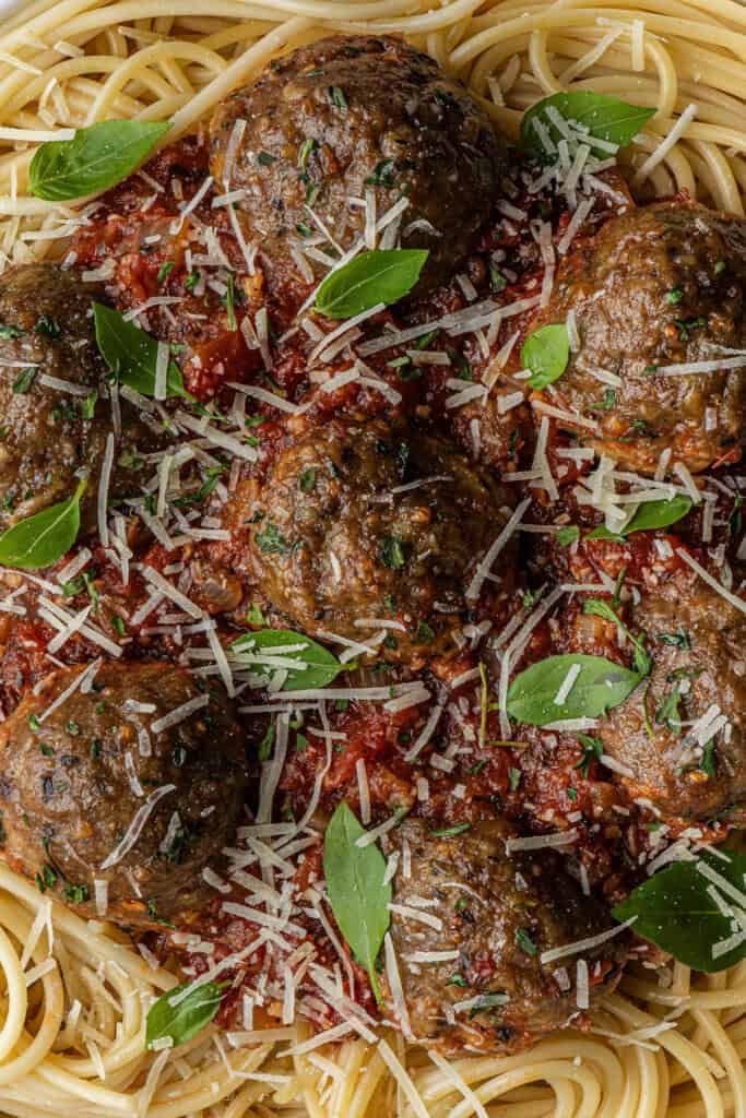 close up of olive garden spaghetti and meatballs recipe on a plate