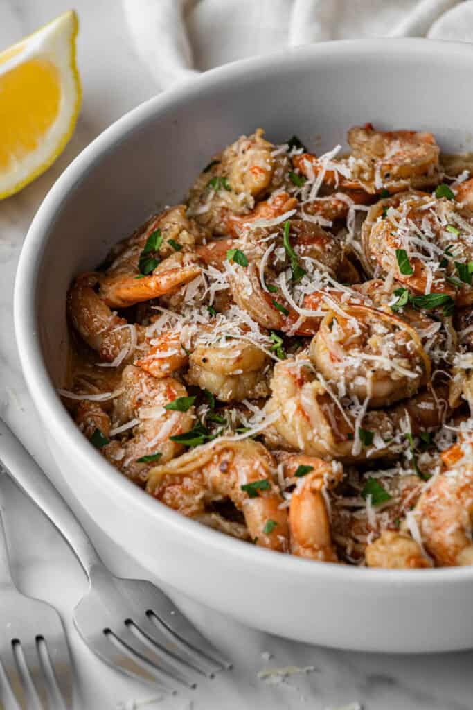 Red Lobster Shrimp Scampi copycat recipe in white bowl
